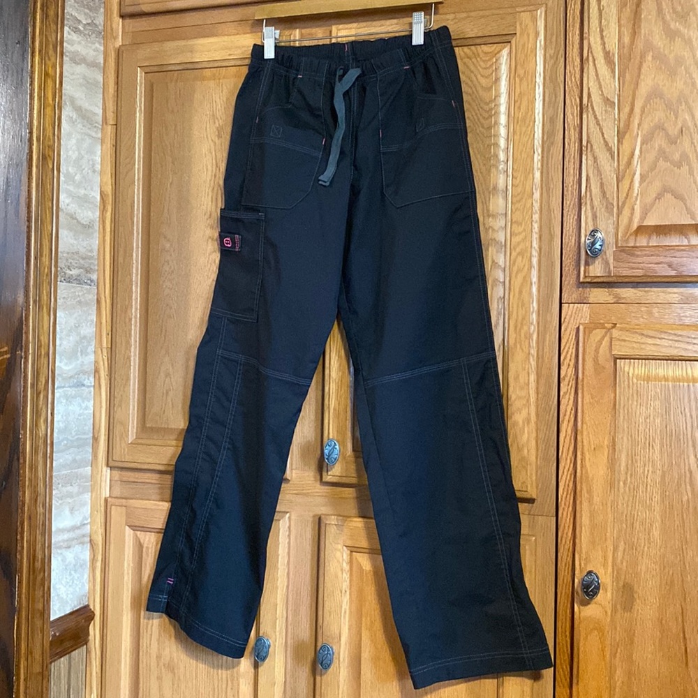 WonderWink WonderFlex Grace Flare Leg Cargo Scrub Pant - XS Petite - Black